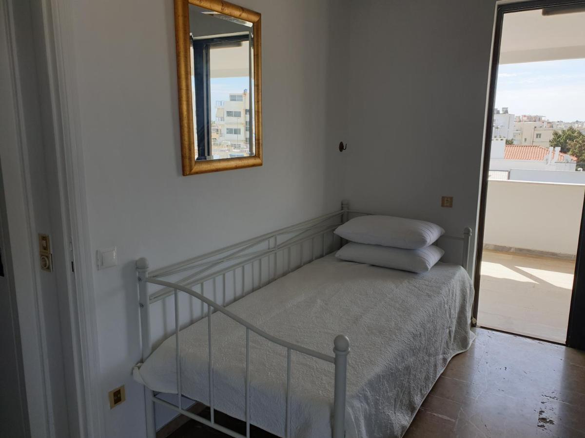 Glyfada Seabreeze Apartment Athen Exterior foto